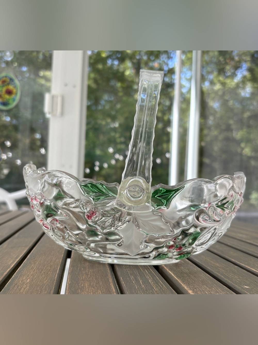 Mikasa Holiday Bloom Glass Basket, Holly Berry Vintage - Picture 11 of 16